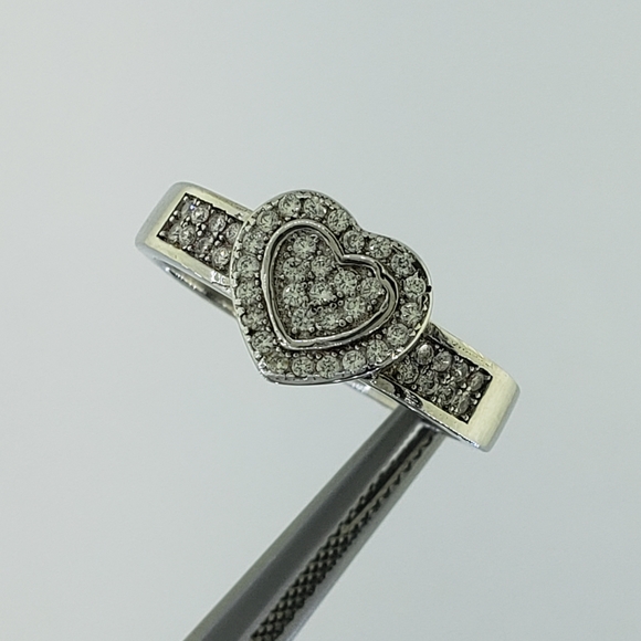 Dazzling Ladies 2 Pcs Silver Heart Shape Ring Set - Picture 5 of 8